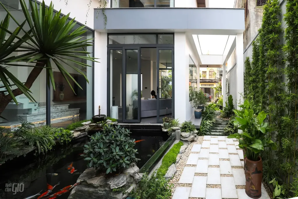 DREAM HOUSE